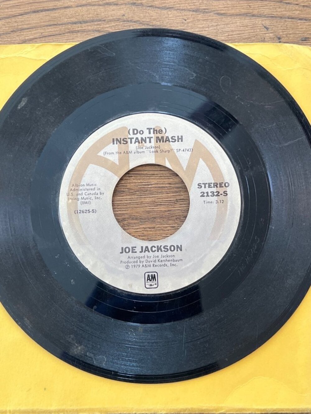 Joe Jackson - Is She Really Going Out With Him? / (Do The) Instant Mash A&M 2132